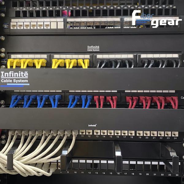 【予約商品】CAT 6  UTP LSZH  ケーブル　ブルー　1M 【10本セット】